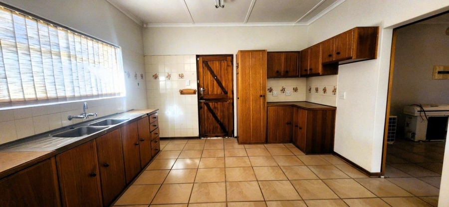 4 Bedroom Property for Sale in Middelpos Northern Cape